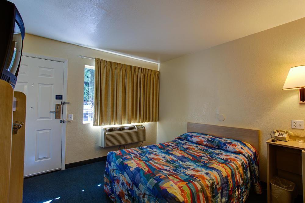Motel 6-Kelso, Wa - Mt. St. Helens Exterior foto