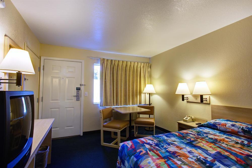 Motel 6-Kelso, Wa - Mt. St. Helens Exterior foto